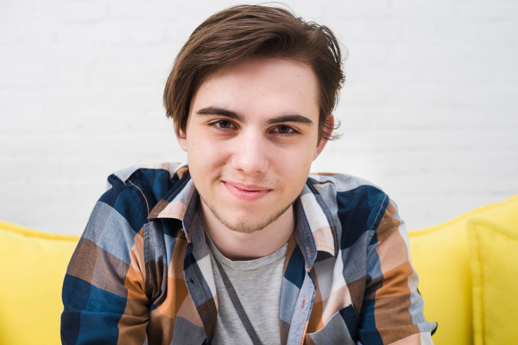 portrait-teenage-boy_23-2148105583